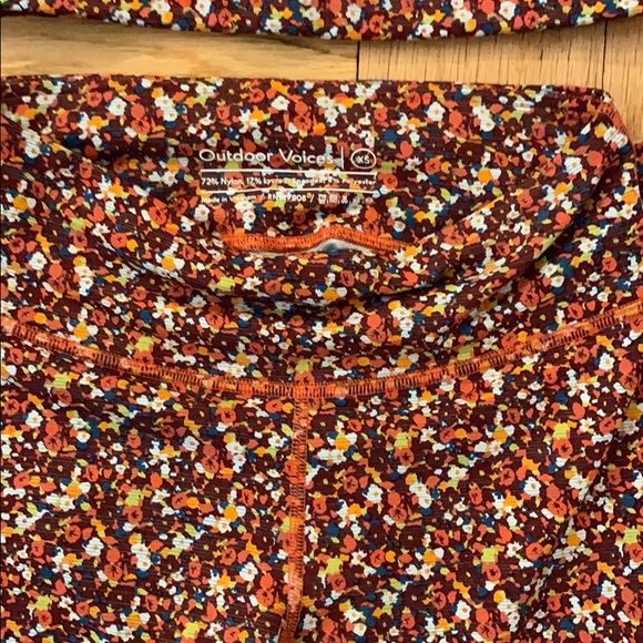 Outdoor Voices Paprika Buds Bra Leggings Set NWOT - Picture 6 of 8